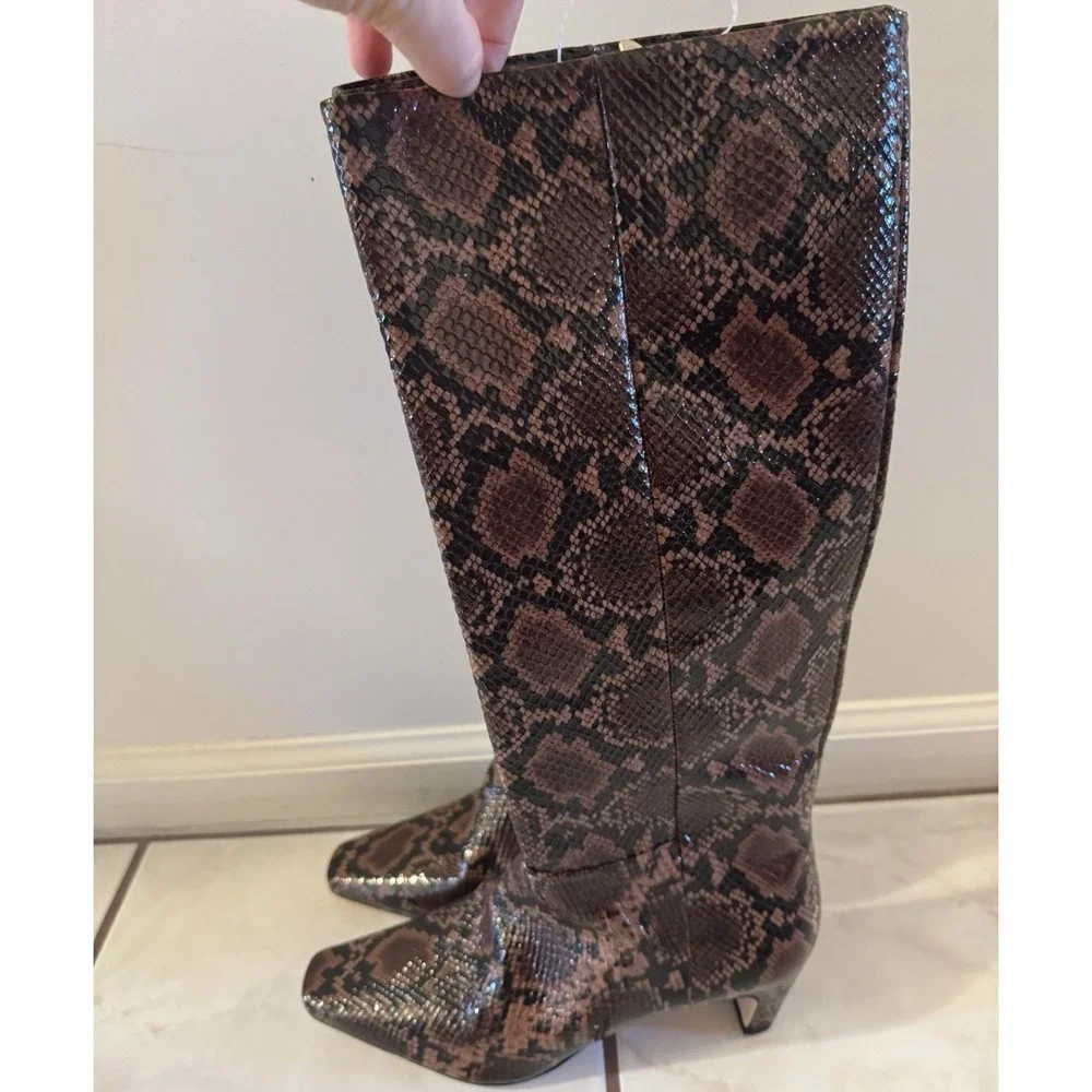 NWOB Antonio Melani Brown Python Snake Print Patent Leather‎ Boots Zip Sz 8M